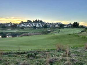 Rolling Hills 16th Back